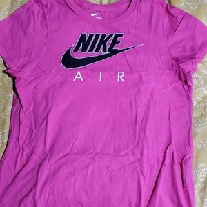 Nike girls tee
